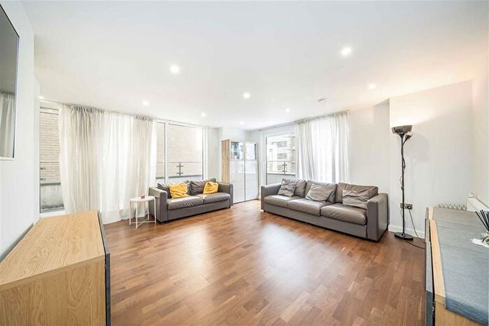 2 Bedroom Flat For Sale In Wharf Street, Greenwich, SE8