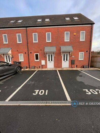 3 Bedroom Terraced House To Rent In Foxhunter Close, Lostock, Bolton, BL6