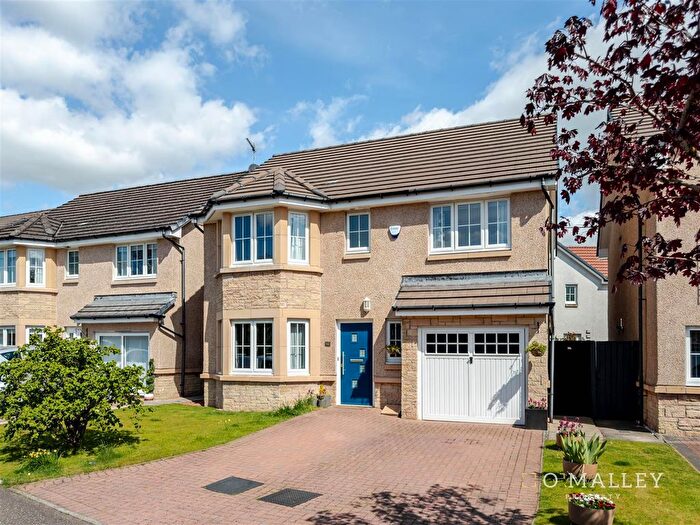 4 Bedroom Detached House For Sale In Sandpiper Meadow, Alloa, FK10