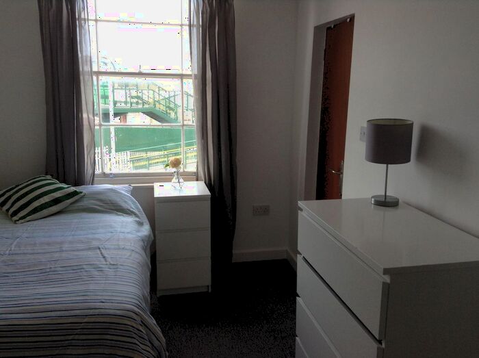 Studio To Rent In Station Street, Walsall, WS3