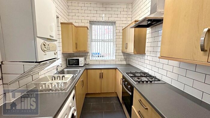 5 Bedroom Flat To Rent In Crookes Valley Road, Sheffield, S10