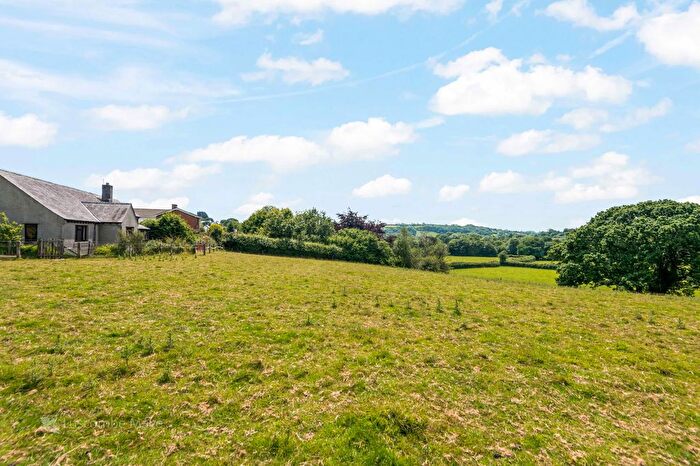 3 Bedroom Bungalow For Sale In Plymouth Road, South Brent, TQ10