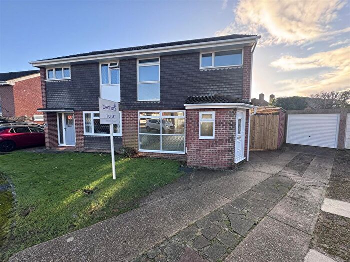 3 Bedroom Semi-Detached House To Rent In Ditton Close, Stubbington, PO14