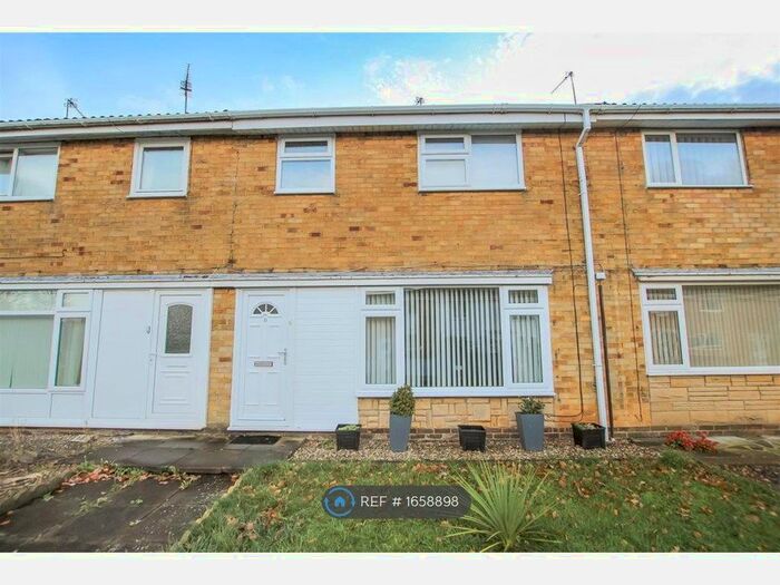 3 Bedroom Terraced House To Rent In Whitehead Walk, Newton Aycliffe, DL5