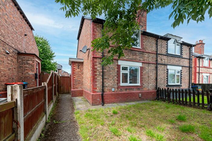 2 Bedroom Semi-Detached House To Rent In Earls Gardens, Ellesmere Port, CH65