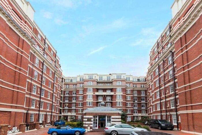 2 Bedroom Flat To Rent In Maida Vale, London, W9