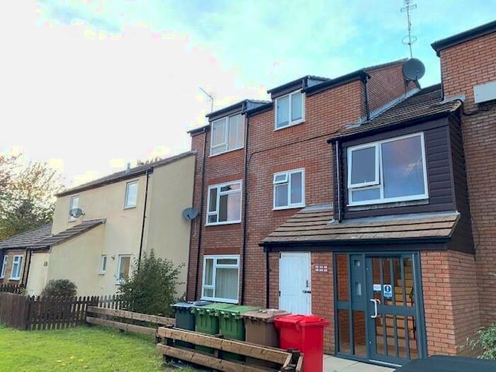 1 Bedroom Apartment To Rent In Kestrel Close, Stevenage, SG2