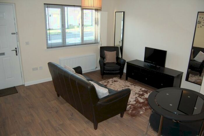 2 Bedroom Terraced House To Rent In Bellfield View, Kingswells, Aberdeen, AB15