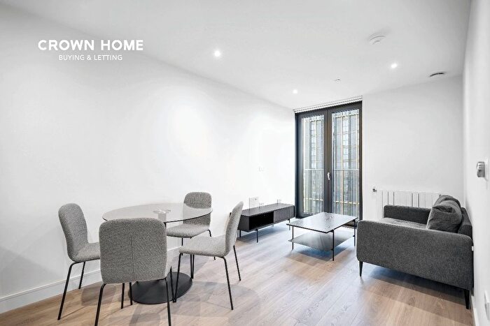 1 Bedroom Flat To Rent In Twelve Trees Park, Menara Point, West Ham, E16