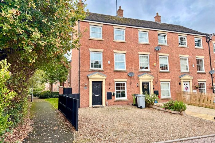 3 Bedroom End Of Terrace House For Sale In Gibson Close, Nantwich, Cheshire, CW5