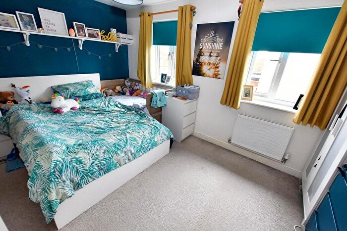 2 Bedroom Semi-Detached House For Sale In Bembridge Drive, Kingsthorpe Hollow, Northampton, NN2