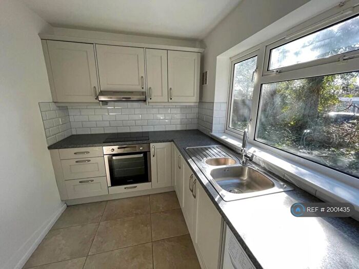 1 Bedroom Flat To Rent In Southcote Road, Reading, RG30