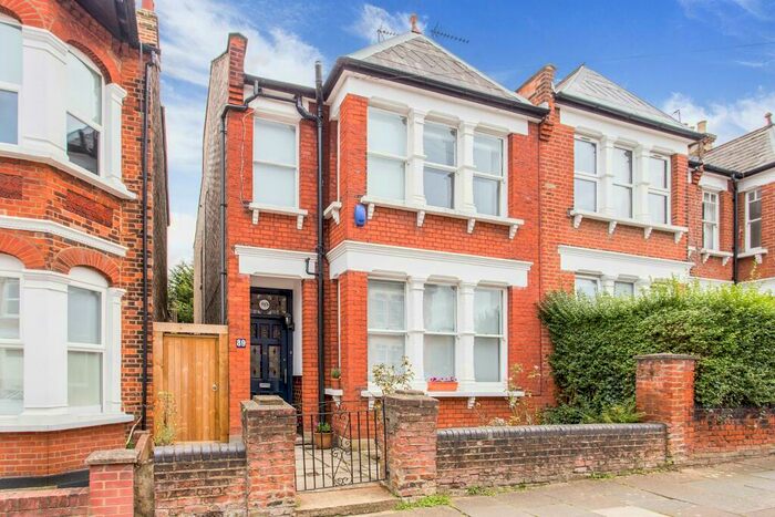 5 Bedroom Semi-Detached House To Rent In Durham Road, N2