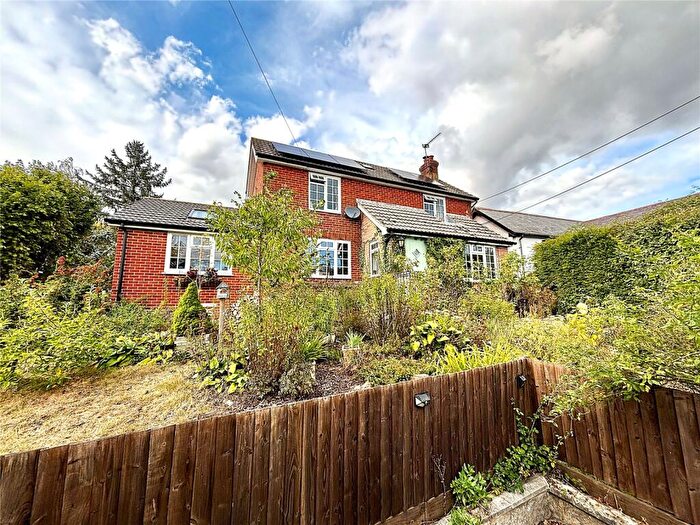 3 Bedroom Detached House For Sale In School Road, Lover, Salisbury, Wiltshire, SP5