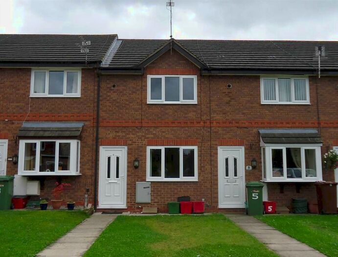 2 Bedroom Mews House To Rent In Fernbank Close, Winsford, CW7