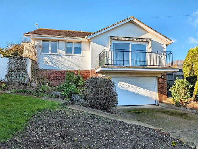 3 Bedroom Detached Bungalow For Sale In Matthews Way, Seaview, PO34