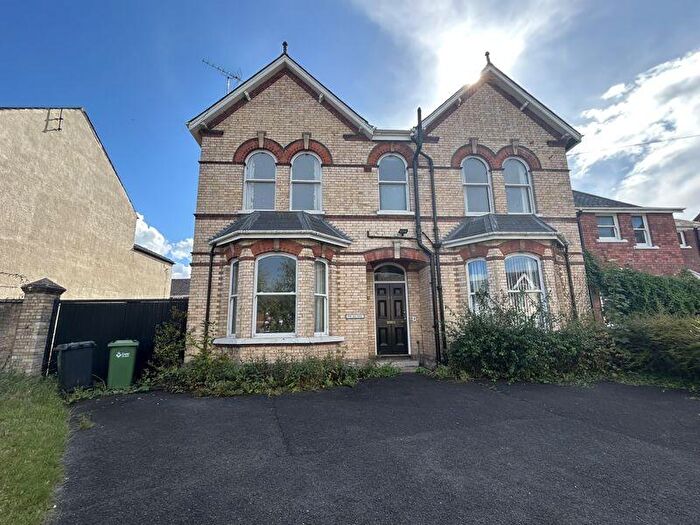 4 Bedroom Detached House To Rent In Okehampton Road, Exeter, EX4