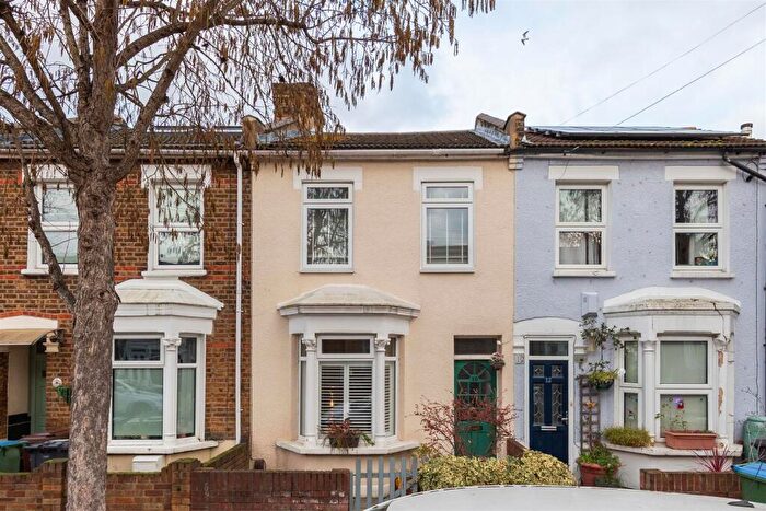 3 Bedroom Terraced House For Sale In Hesketh Road, Forest Gate, E7