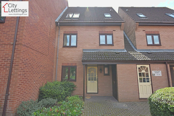 1 Bedroom Apartment To Rent In Turnstone Wharf, Castle Marina, NG7