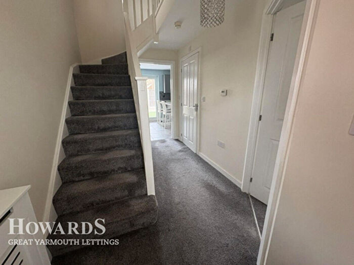 3 Bedroom Detached House To Rent In Howard's Way, Great Yarmouth, NR31