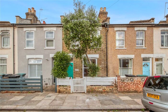 2 Bedroom Terraced House To Rent In Collingwood Road, London, N15