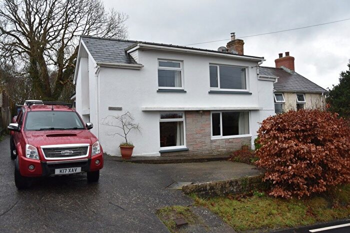 3 Bedroom Detached House For Sale In Craigfryn, Adpar, SA38