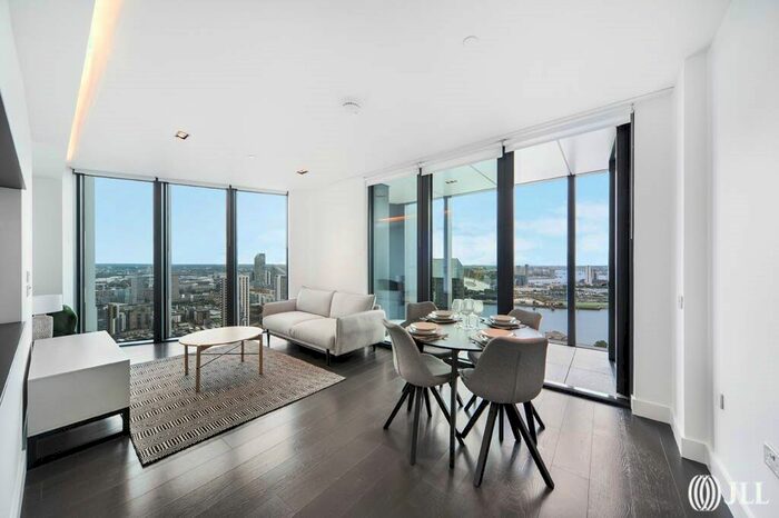 2 Bedroom Flat To Rent In Amory Tower, Marsh Wall, E14