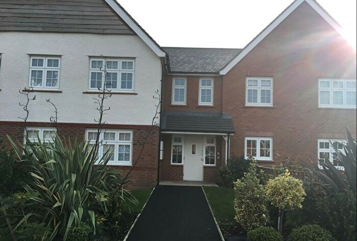 2 Bedroom Flat To Rent In Yew Gardens, Blackpool, Lancashire, FY4