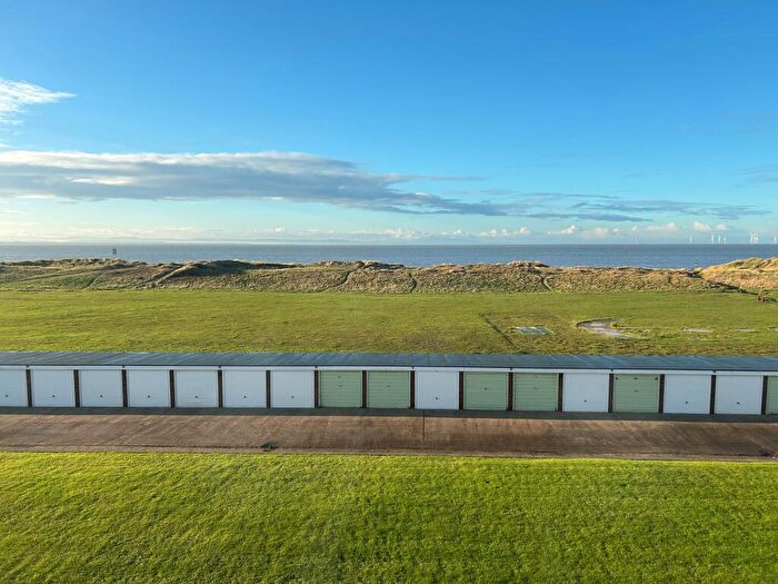 2 Bedroom Apartment To Rent In Weston Court, Burbo Bank Road South, Blundellsands, L23