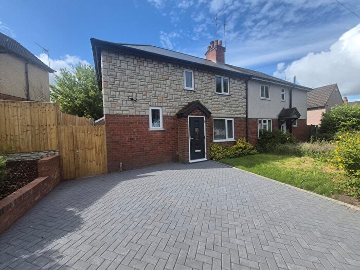 3 Bedroom Semi-Detached House To Rent In Hatfield Road, Stourbridge, West Midlands, DY9