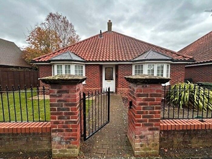 3 Bedroom Bungalow To Rent In Meadowstone, London Road, Stanway, CO3