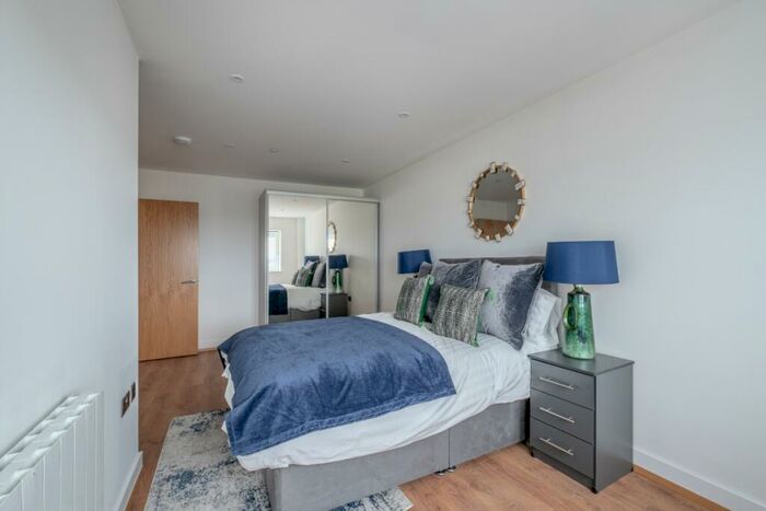 1 Bedroom Flat To Rent In Woolwich Church Street Woolwich, SE18