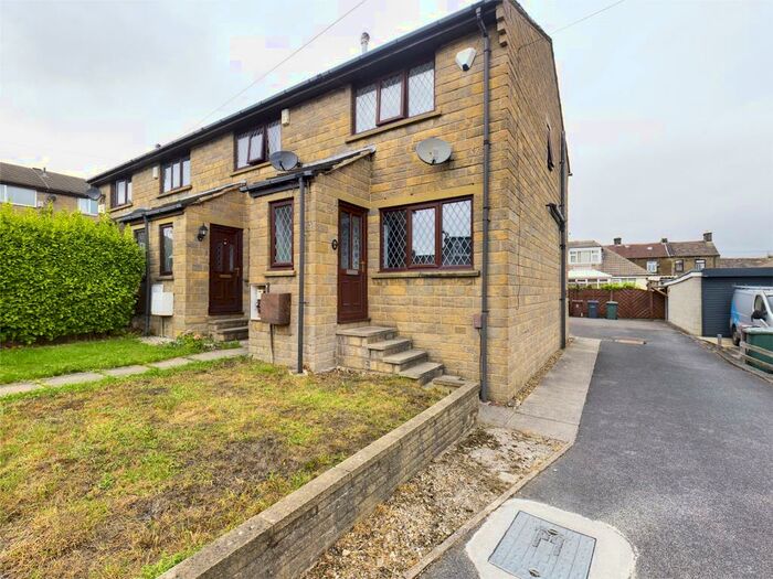 2 Bedroom House To Rent In North View, Allerton, Bradford, West Yorkshire, BD15