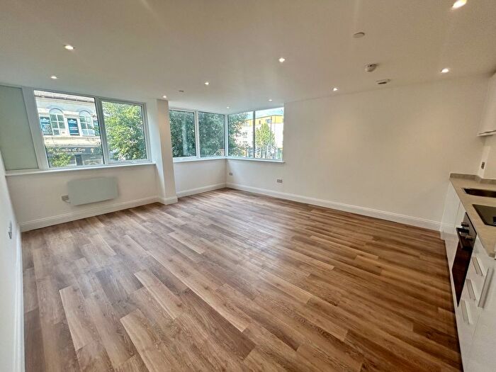 2 Bedroom Flat To Rent In New Road, Trinity Point New Road, DA11
