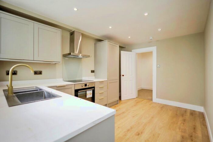 2 Bedroom Apartment To Rent In Burlington Place, Eastbourne, BN21