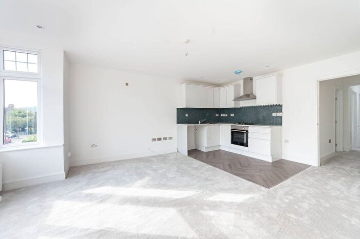 2 Bedroom Flat To Rent In Salisbury Road, Harrow, HA1