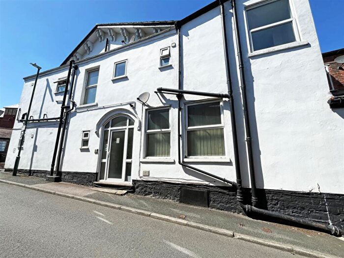 2 Bedroom Flat To Rent In Barrack Lane, Park Border, Nottingham, NG7