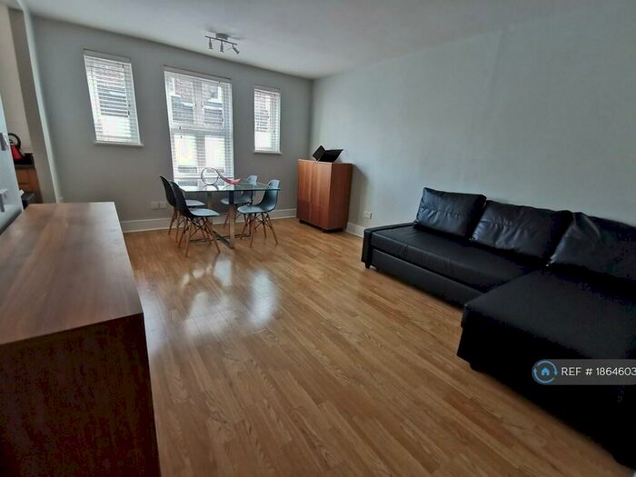 2 Bedroom Flat To Rent In Buckfast Street, London, E2