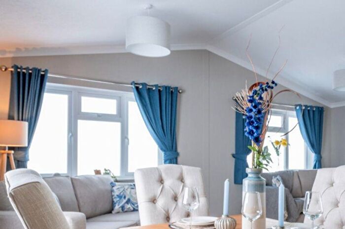 Park Home For Sale In Park Home (), Greenacres Park, Adbolton Lane, West Bridgford, Nottinghamshire, NG2