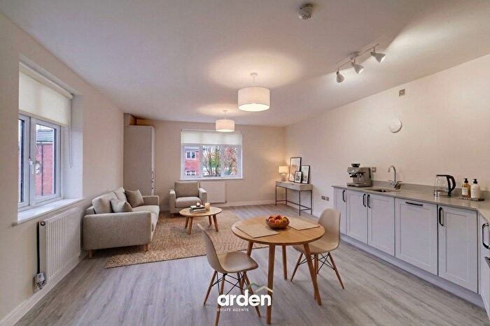 2 Bedroom Flat For Sale In Valentine Road, Kings Heath, Birmingham, B14