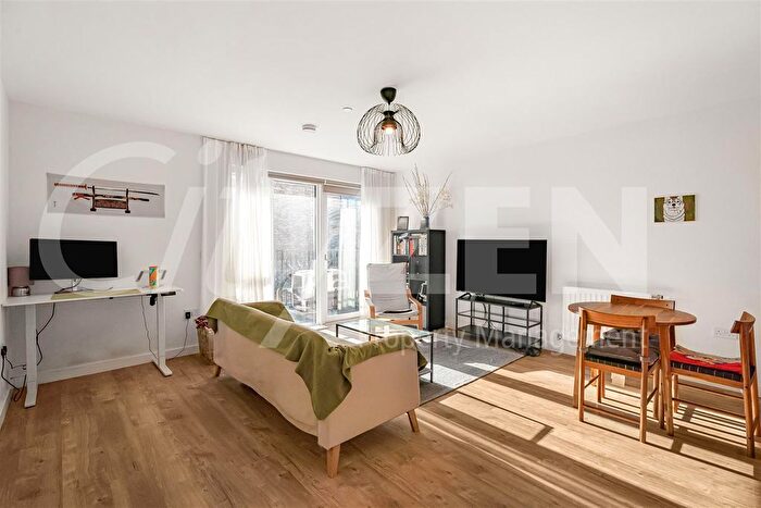 1 Bedroom Flat To Rent In Chismon House, Vousden Grove, London, SE28