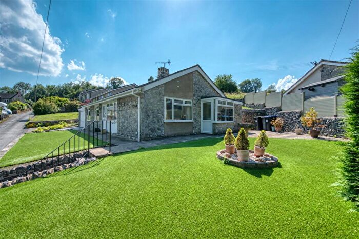 3 Bedroom Detached Bungalow For Sale In Black Tor Road, Bonsall, Matlock, DE4
