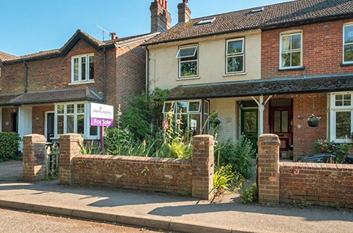 3 Bedroom Semi-Detached House For Sale In Lower Road, Grayswood, GU27