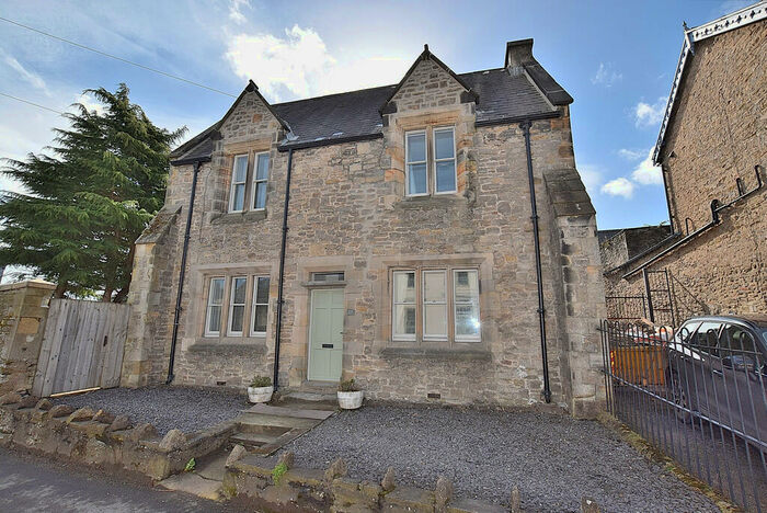 2 Bedroom Link Detached House To Rent In Victoria Road, Richmond, DL10