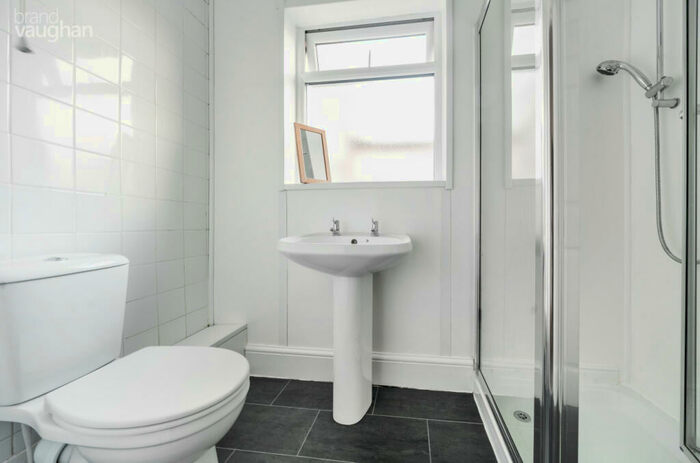 5 Bedroom Terraced House To Rent In Brading Road, Brighton, East Sussex, BN2
