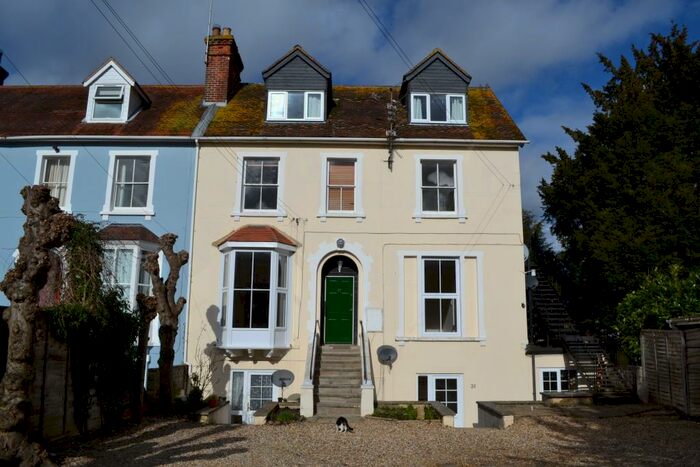 1 Bedroom Apartment To Rent In Belvedere Drive, Newbury, RG14