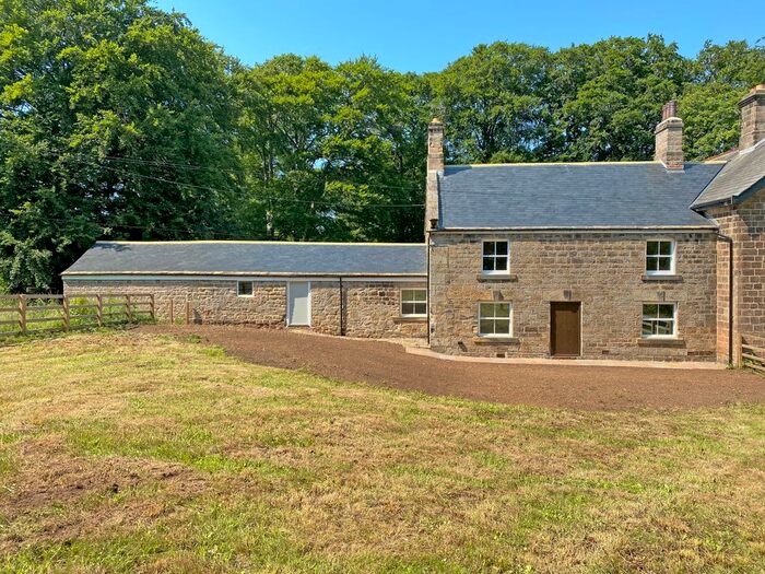 3 Bedroom Semi-Detached House To Rent In Sicklinghall Road, Wetherby, LS22