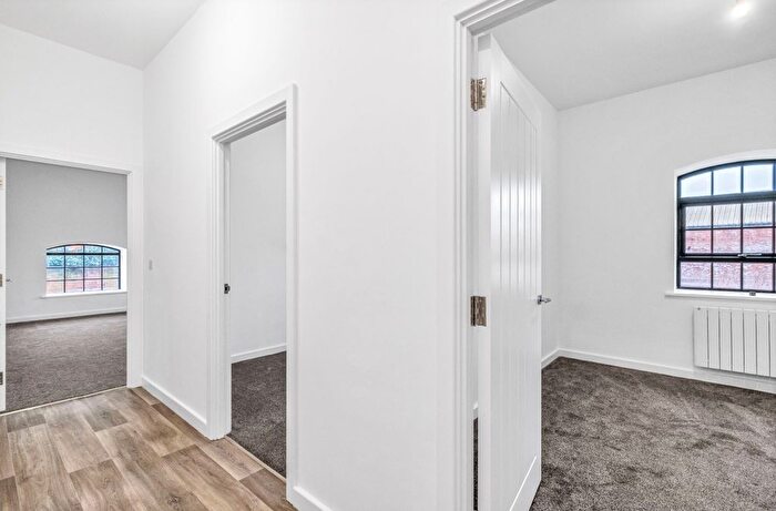 2 Bedroom Flat To Rent In Plough Maltings, Horninglow Street, Burton-On-Trent, DE14