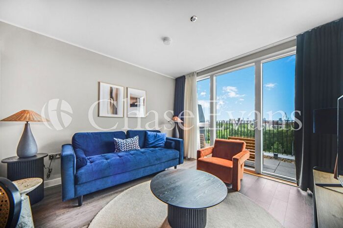 3 Bedroom Flat To Rent In Olympic Park Avenue, London, E20