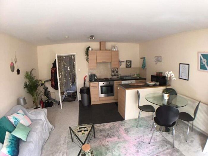 1 Bedroom Flat To Rent In Ash Grove, Leeds, LS6